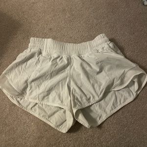 White lululemon shorts Hotty Hot size 2